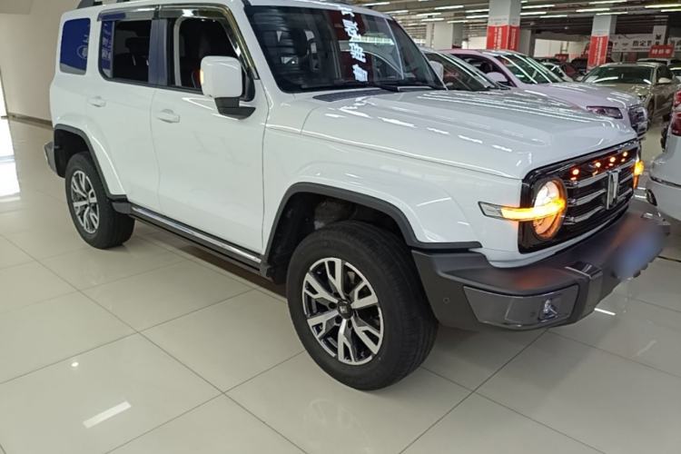 Used Tank 300 2023 City Edition 2.0T—Stylish as Ever Front Right 45 Deg