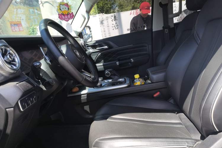 Used Tank 300 2023 Off-Road Edition 2.0T Conqueror Left Front Seat