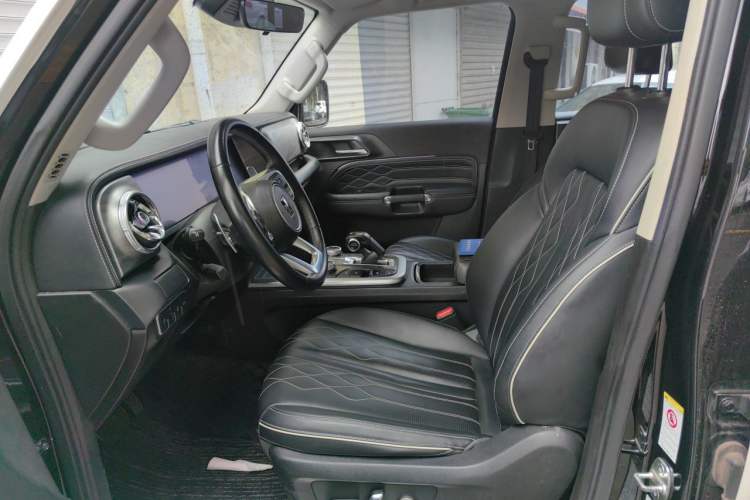Used Tank 300 2023 Off-Road Edition 2.0T Conqueror Left Front Seat