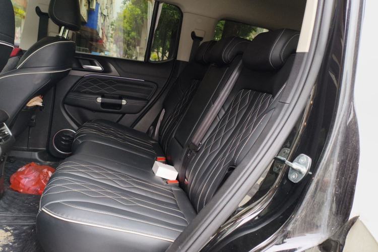 Used Tank 300 2023 Off-Road Edition 2.0T Challenger Left Rear Seat