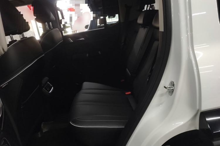 Used Tank 300 2023 City Edition 2.0T—Stylish as Ever Left Rear Seat