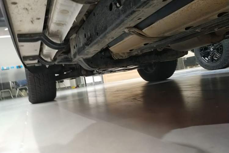 Used Tank 300 2023 Off-Road Edition 2.0T Conqueror Left Side Sill