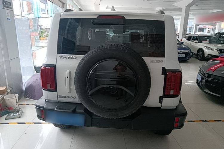 Used Tank 300 2023 City Edition 2.0T—Stylish as Ever Rear