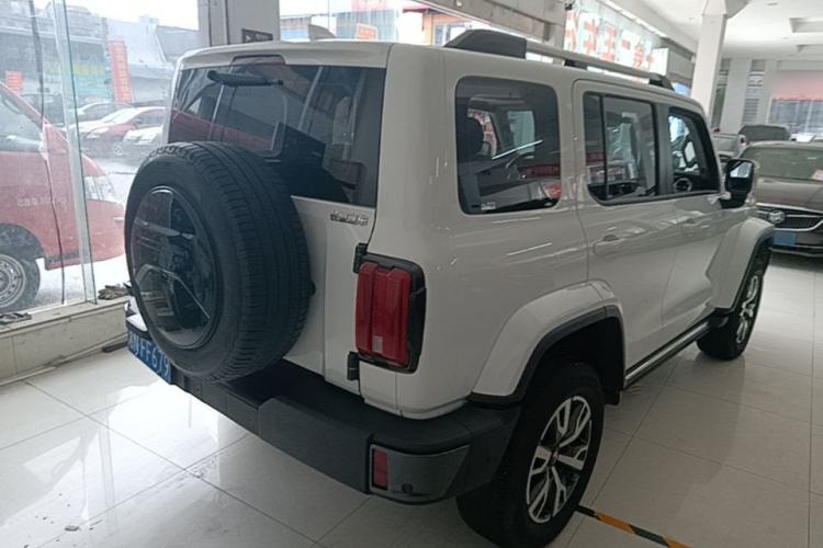 Used Tank 300 2023 City Edition 2.0T—Stylish as Ever Rear Right 45 Deg