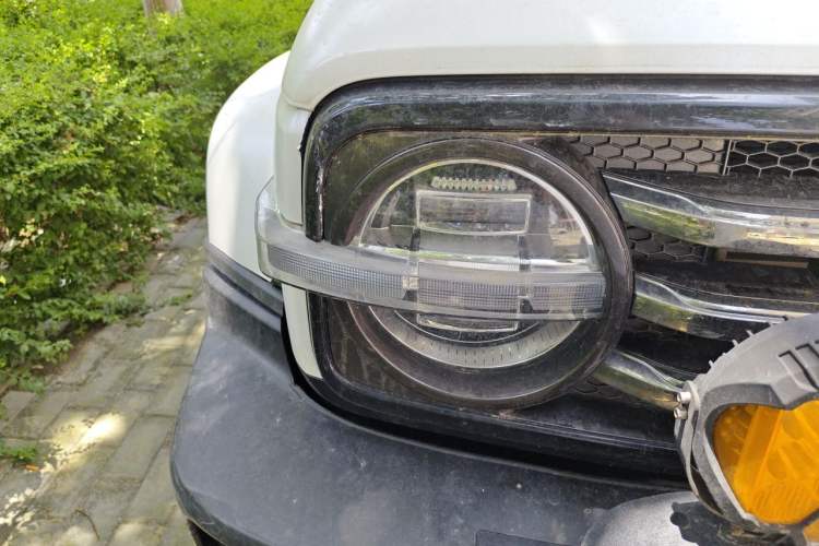 Used Tank 300 2023 City Edition 2.0T My Vision Model Right Front Headlight