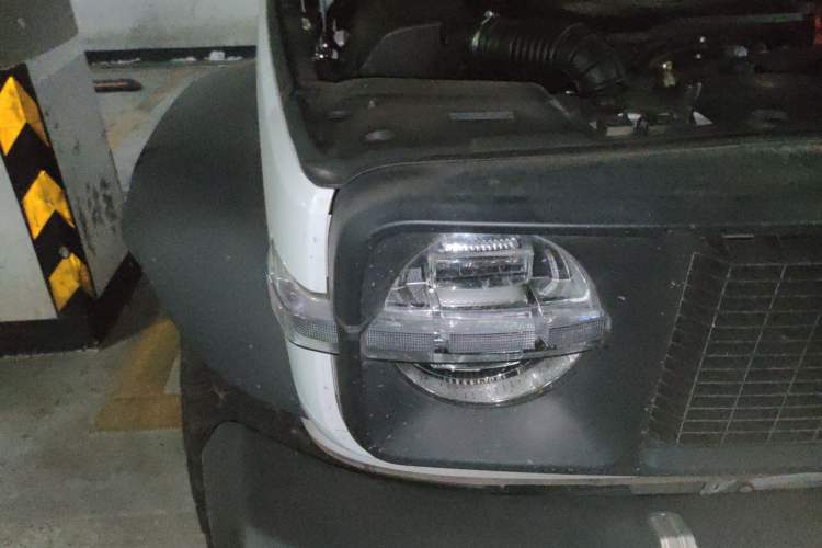 Used Tank 300 2023 2.0T Iron Rider 02 Right Front Headlight