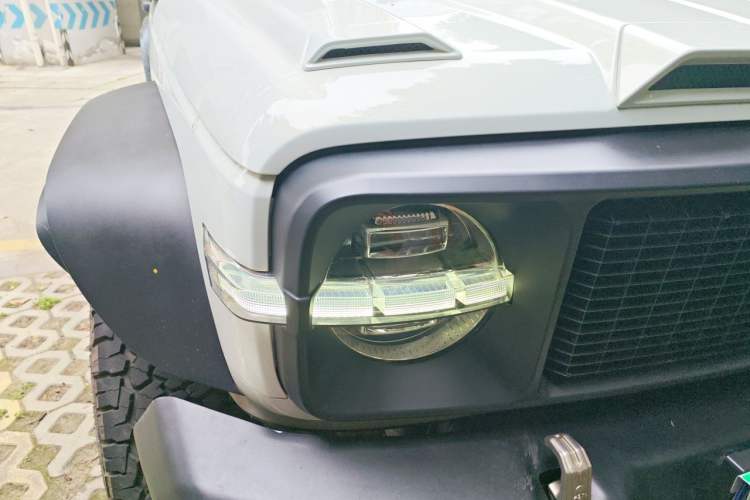 Used Tank 300 2023 2.0T Iron Rider 02 Right Front Headlight