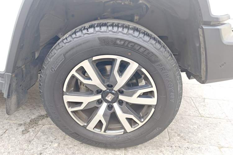 Used Tank 300 2023 City Edition 2.0T—Stylish as Ever Right Front Wheel Hub