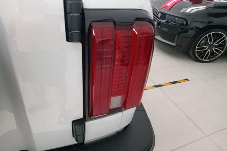 Used Tank 300 2023 City Edition 2.0T—Stylish as Ever Right Rear Taillight