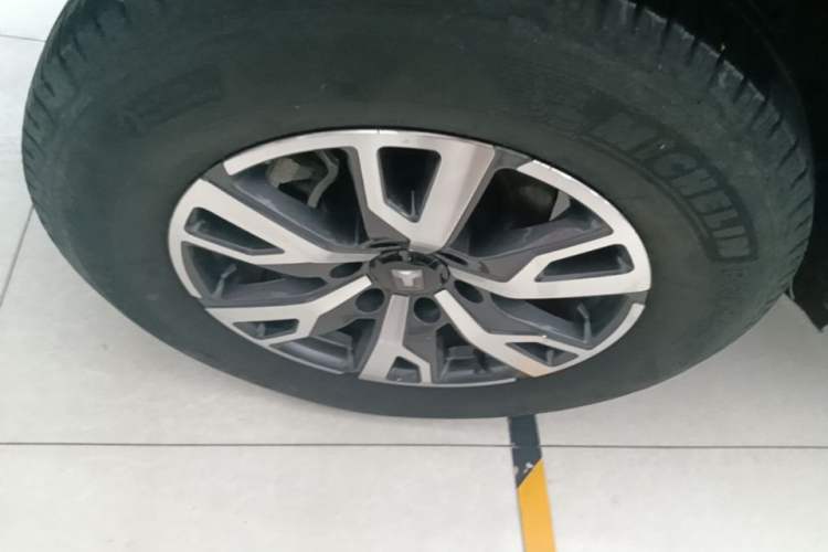 Used Tank 300 2023 City Edition 2.0T—Stylish as Ever Right Rear Wheel Hub
