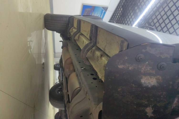 Used Tank 300 2023 Off-Road Edition 2.0T Challenger Right Side Sill