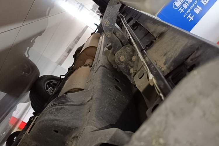 Used Tank 300 2023 City Edition 2.0T—Stylish as Ever Right Side Sill