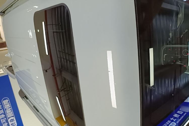 Used Tank 300 2023 City Edition 2.0T—Stylish as Ever Roof