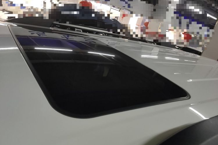 Used Tank 300 2023 City Edition 2.0T—Stylish as Ever Roof
