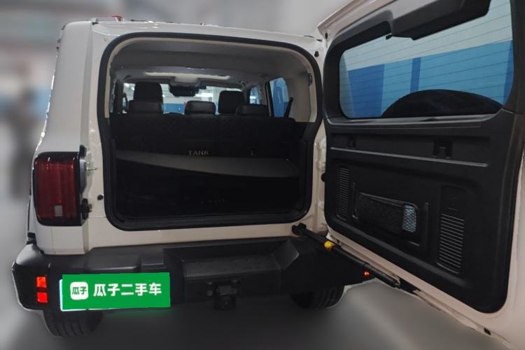 Used Tank 300 2023 City Edition 2.0T—Stylish as Ever Trunk