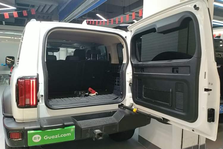 Used Tank 300 2023 Off-Road Edition 2.0T Conqueror Trunk