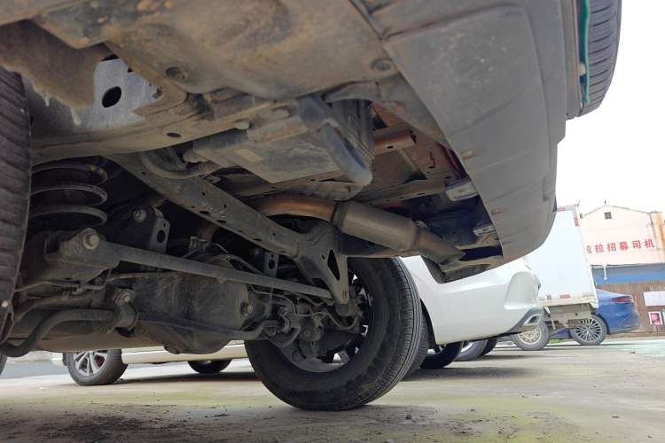 Used Tank 300 2023 City Edition 2.0T—Stylish as Ever Chassis Rear Left