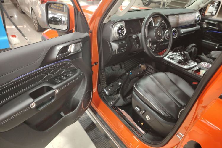 Used Tank 300 2023 City Edition 2.0T—Stylish as Ever Driver Seat