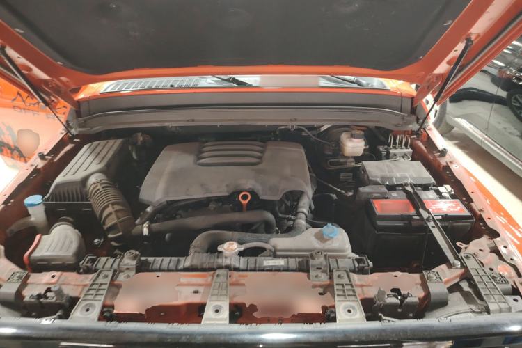 Used Tank 300 2023 City Edition 2.0T—Stylish as Ever Engine Bay