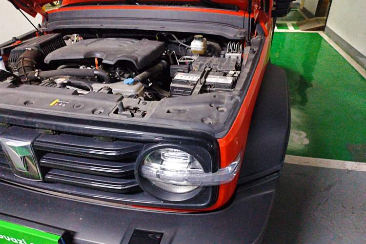 Used Tank 300 2023 Off-Road Edition 2.0T Conqueror Engine Bay Left