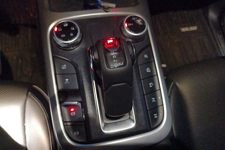 Used Tank 300 2023 Off-Road Edition 2.0T Conqueror Gear Lever