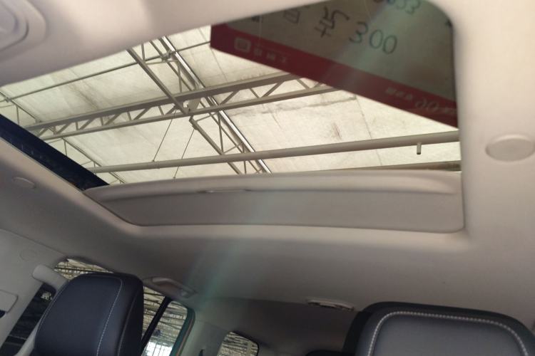 Used Tank 300 2023 City Edition 2.0T—Stylish as Ever Headliner