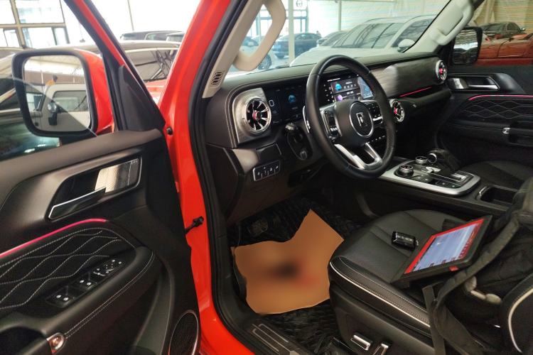 Used Tank 300 2023 City Edition 2.0T—Stylish as Ever Interior 3