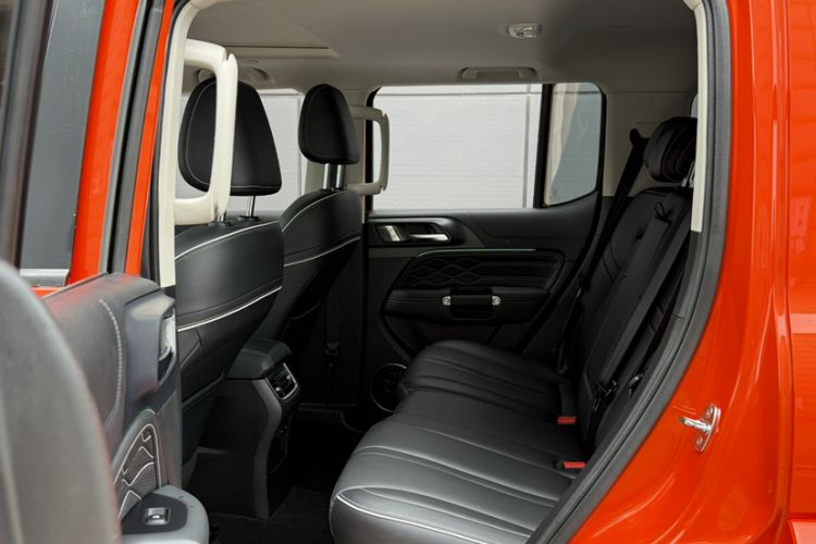 Used Tank 300 2023 City Edition 2.0T—Stylish as Ever Interior 5