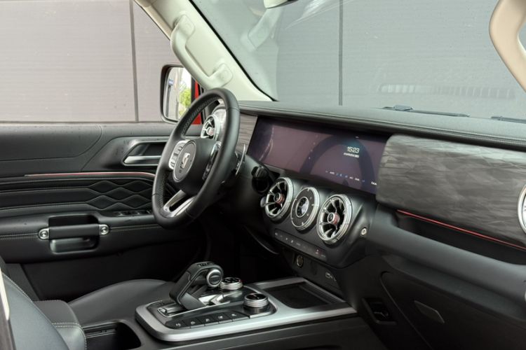 Used Tank 300 2023 City Edition 2.0T—Stylish as Ever Interior 6