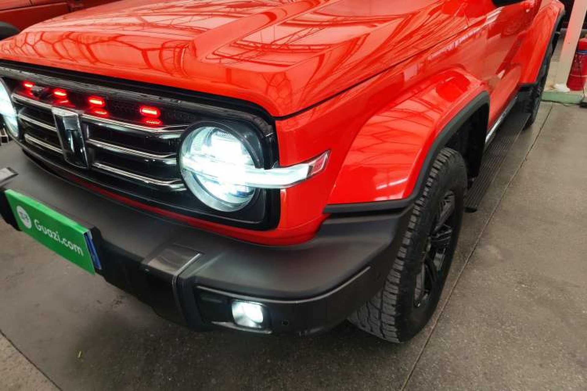 Used Tank 300 2023 City Edition 2.0T—Stylish as Ever Left Front Headlight