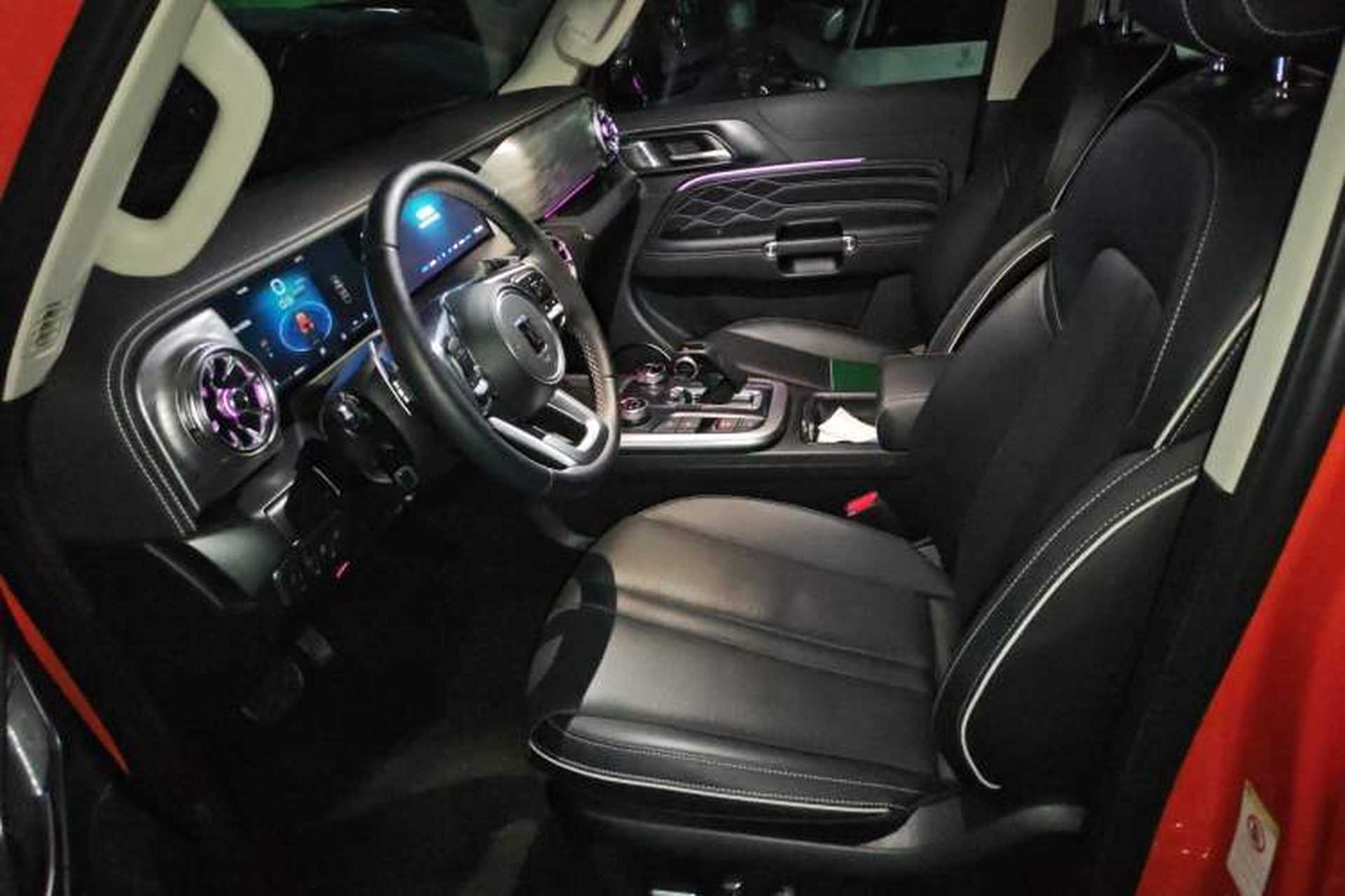 Used Tank 300 2023 City Edition 2.0T—Stylish as Ever Left Front Seat