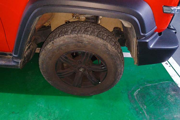 Used Tank 300 2023 Off-Road Edition 2.0T Conqueror Right Front Wheel Hub