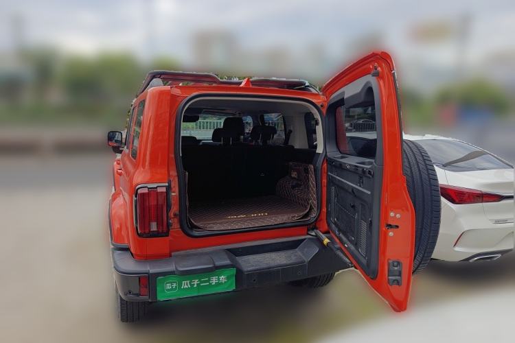 Used Tank 300 2023 City Edition 2.0T—Stylish as Ever Trunk