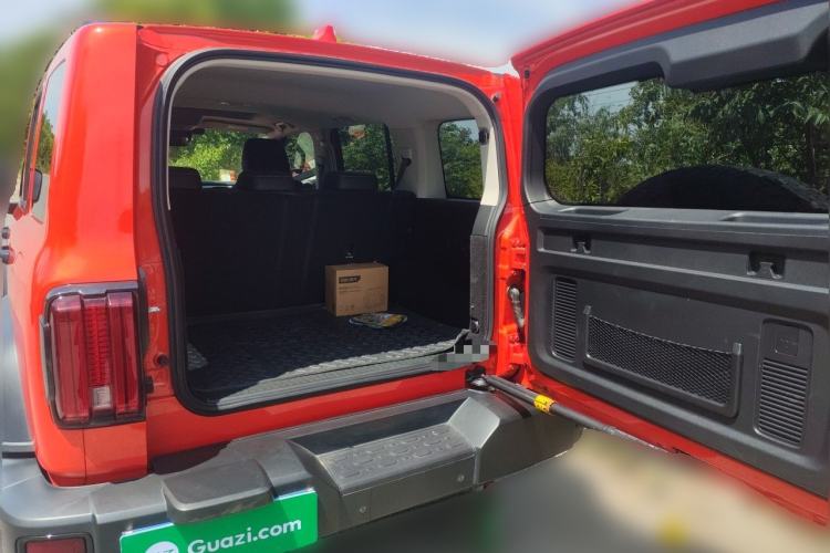 Used Tank 300 2023 Off-Road Edition 2.0T Conqueror Trunk