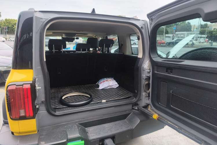 Used Tank 300 2023 Off-Road Edition 2.0T Challenger Trunk