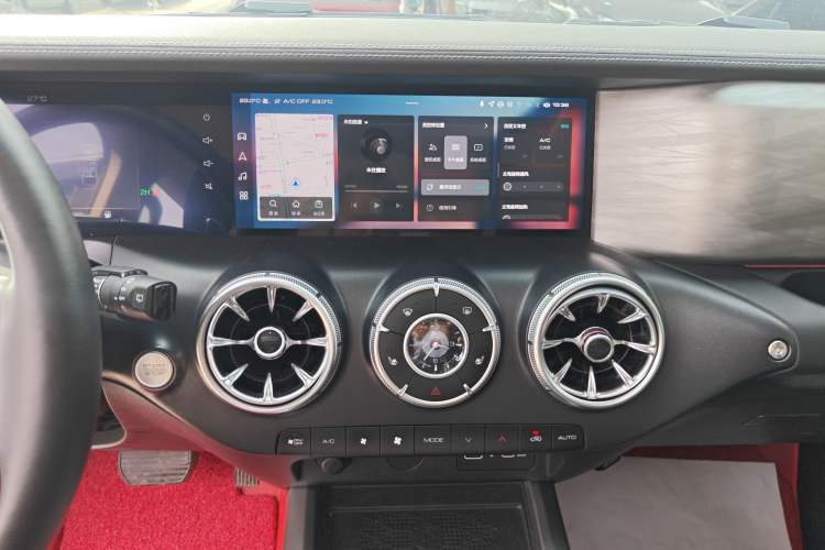 Used Tank 300 2024 2.0T Conqueror Audio And AC Panel