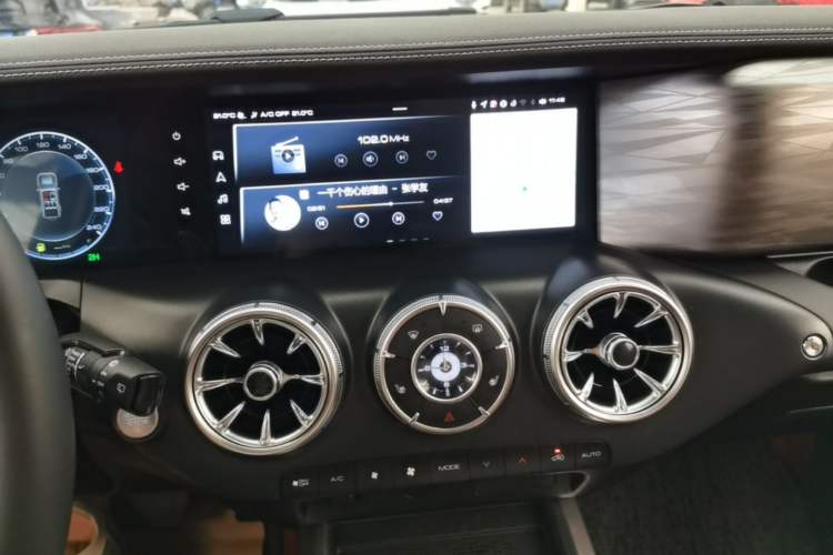 Used Tank 300 2024 2.0T Challenger Audio And AC Panel