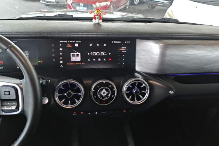 Used Tank 300 2024 2.0T Conqueror Audio And AC Panel