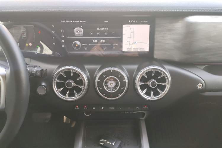 Used Tank 300 2024 2.0T Conqueror Audio And AC Panel