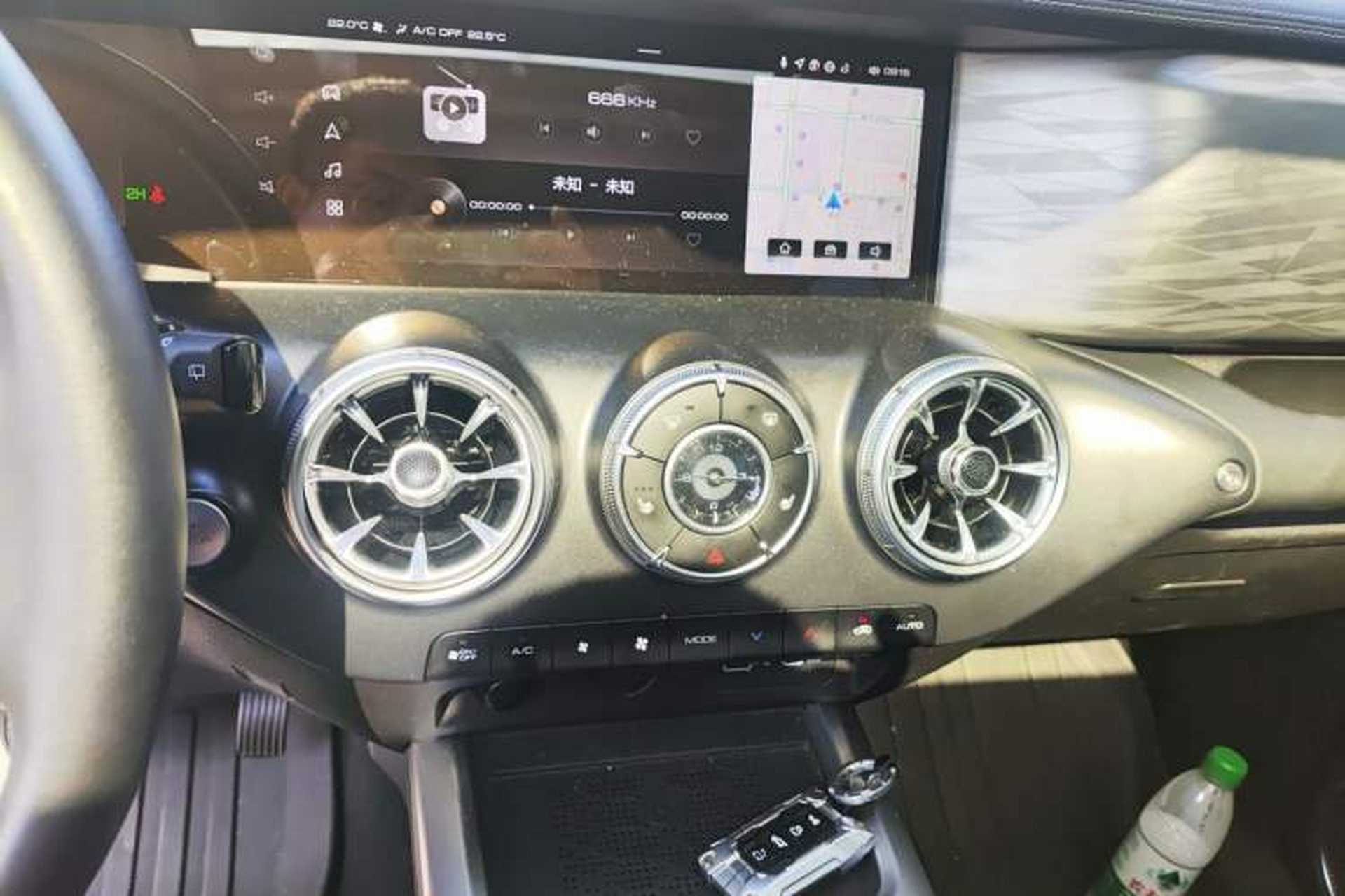 Used Tank 300 2024 2.0T Conqueror Audio And AC Panel