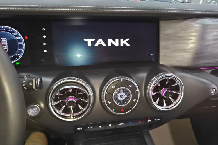 Used Tank 300 2024 2.0T Conqueror Audio And AC Panel