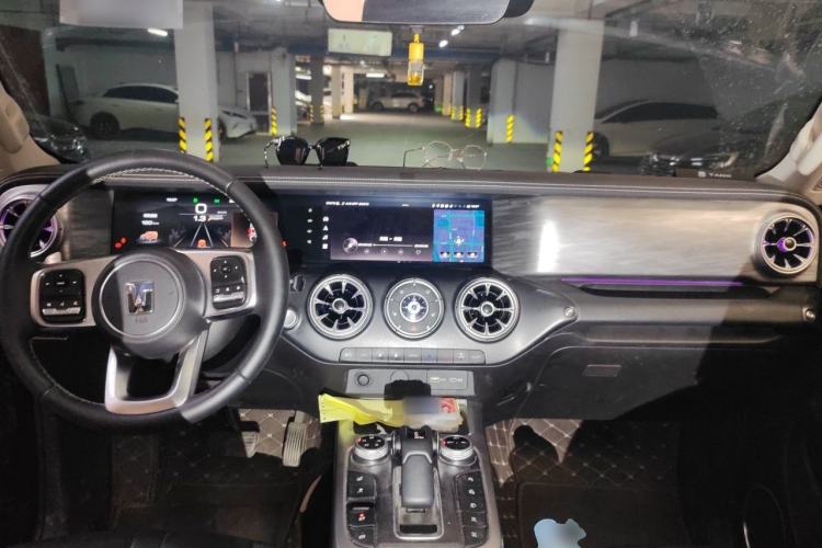 Used Tank 300 2024 2.0T Conqueror Center Console