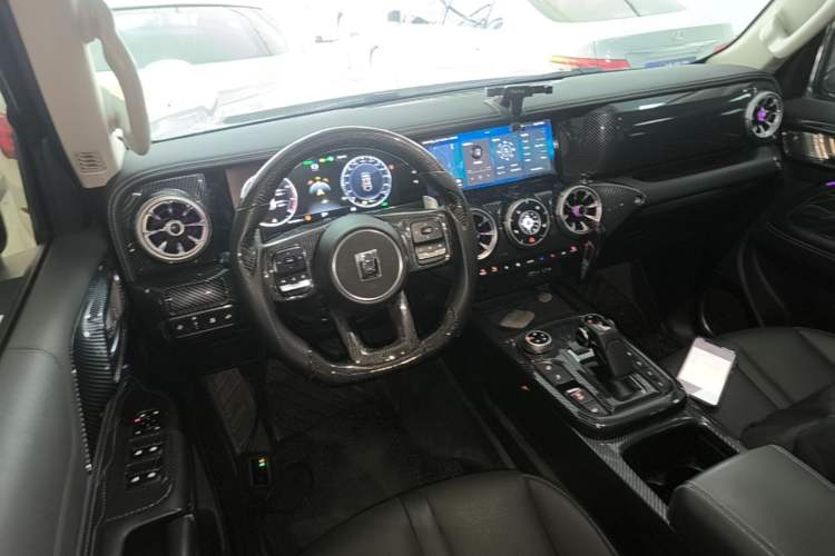 Used Tank 300 2024 2.0T Conqueror Center Console