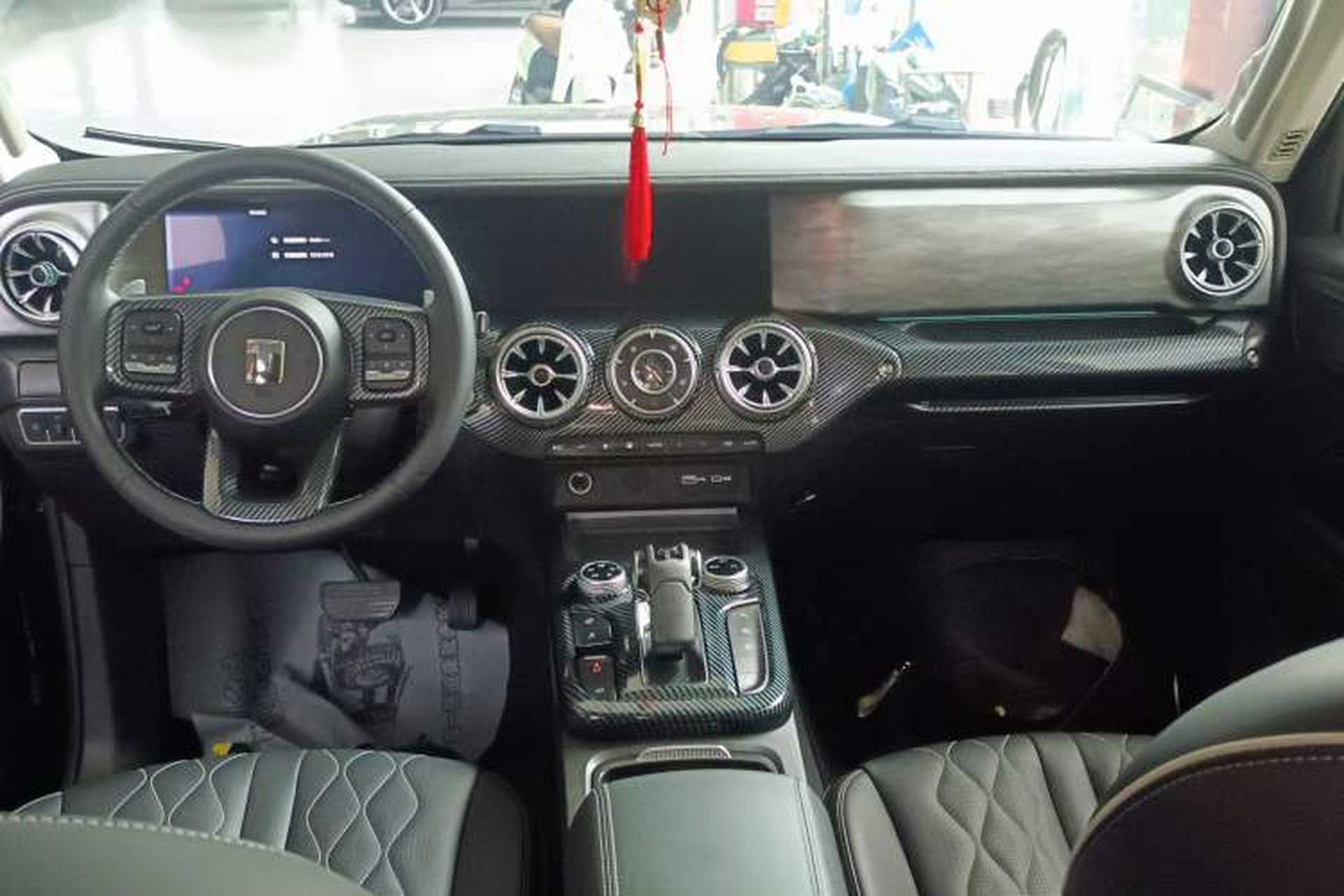 Used Tank 300 2024 2.0T Challenger Center Console