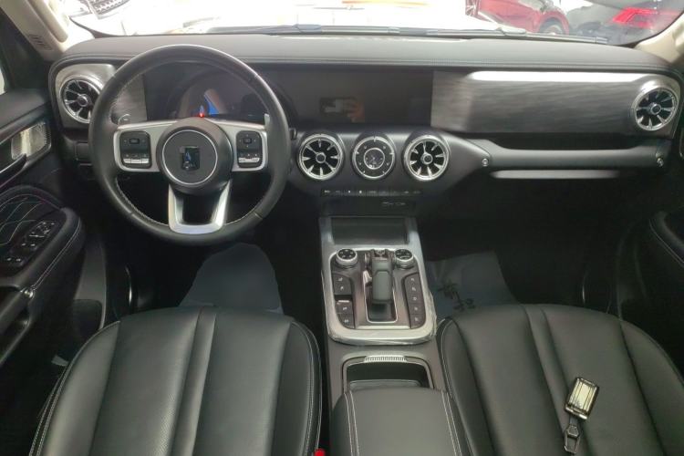 Used Tank 300 2024 2.0T Conqueror Center Console