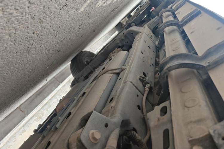 Used Tank 300 2024 2.0T Conqueror Chassis Rear Left