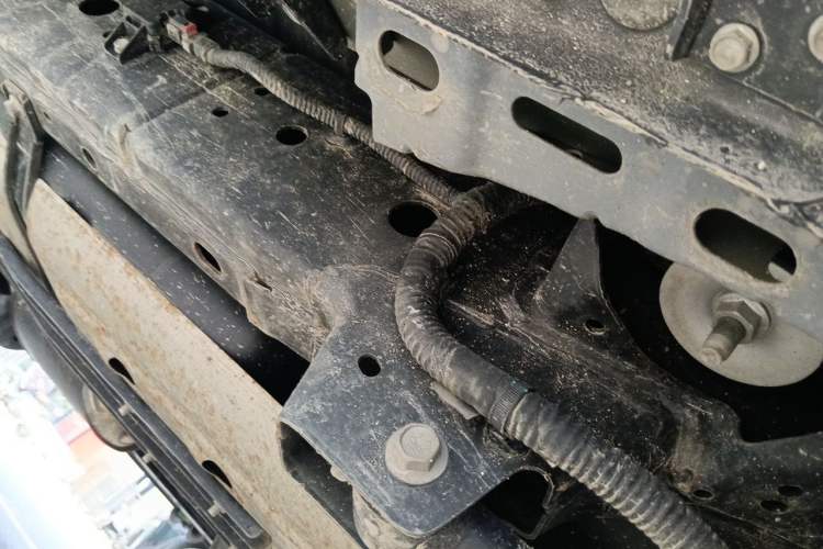 Used Tank 300 2024 2.0T Conqueror Chassis Rear Left
