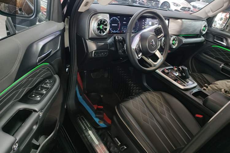Used Tank 300 2024 2.0T Challenger Driver Seat