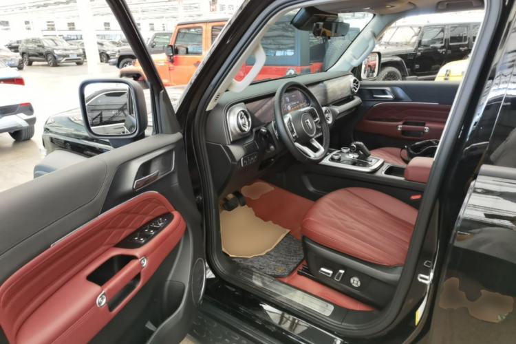Used Tank 300 2024 2.0T Challenger Driver Seat