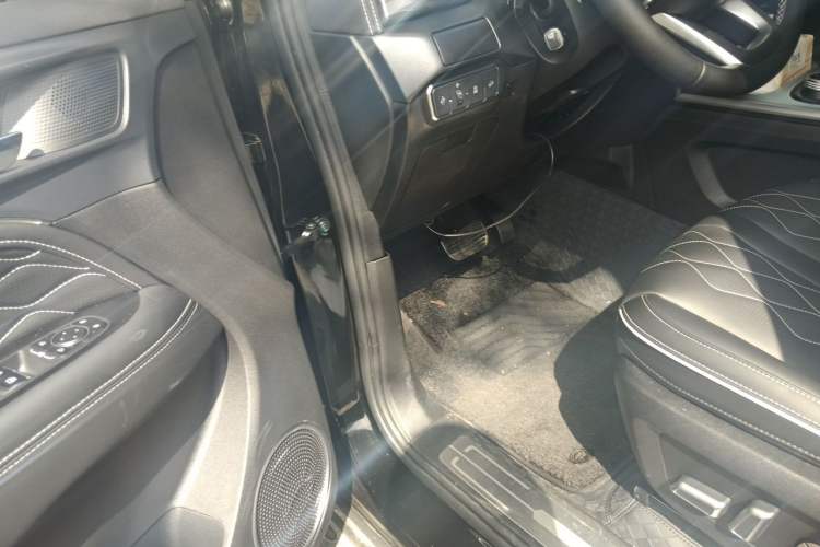 Used Tank 300 2024 2.0T Challenger Driver Seat
